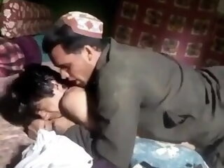 Pakistani man fucks teen..